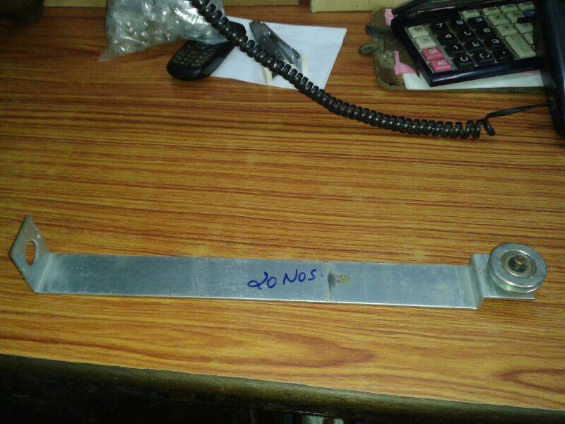 Door-Bearing-Brackets (front view)