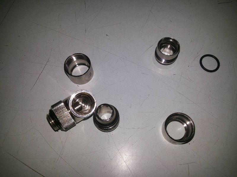 Liquid-Coolent-Flow-Fittings 